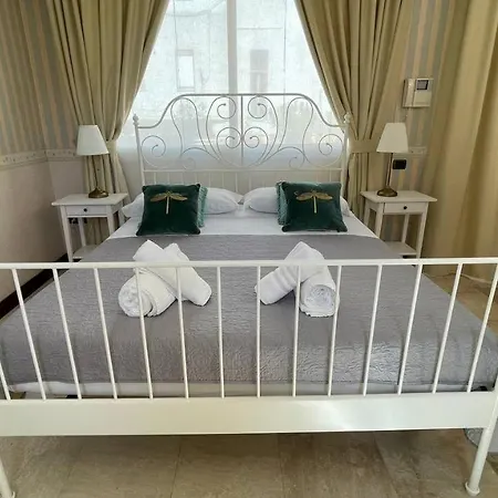 Palazzo Chiara Guest house